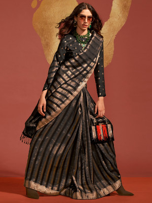 Sareemall Woven Banarasi Viscose Rayon Saree(Black)