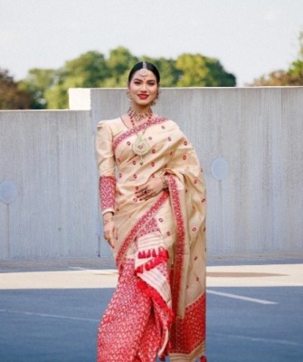 rosecloud Woven Mekhela Chador Silk Blend Saree(Beige)