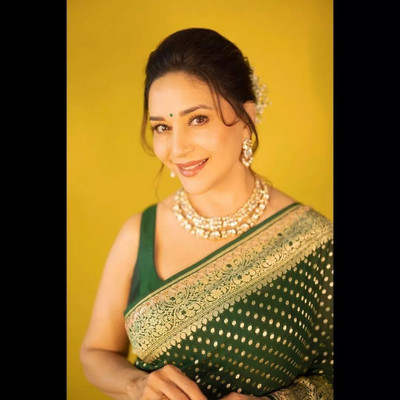 QENY Printed Kanjivaram Pure Silk, Art Silk Saree(Green)