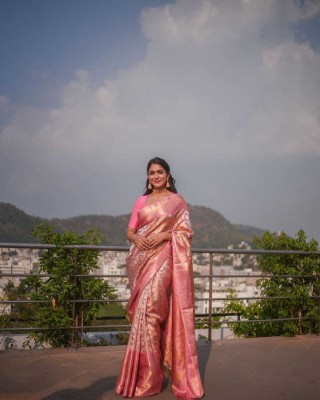 BAMOOLA FASHION Self Design Banarasi Cotton Silk Saree(Multicolor)