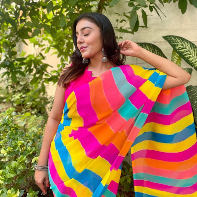 Femane Striped Bollywood Georgette Saree(Multicolor)