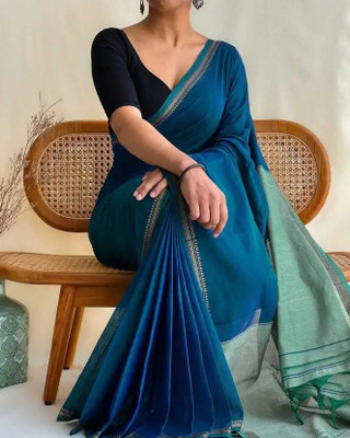 makalitraders Self Design Handloom Cotton Blend Saree(Blue)