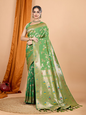 Nayanthara Trends Woven Banarasi Silk Blend Saree(Green)