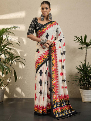 Divastri Floral Print Pochampally Georgette Saree(Cream)