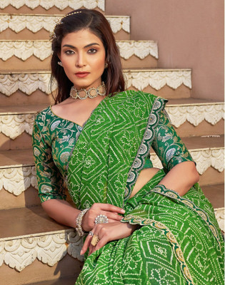 Satrani Printed, Embroidered, Embellished Bandhani Georgette, Chiffon Saree(Green)