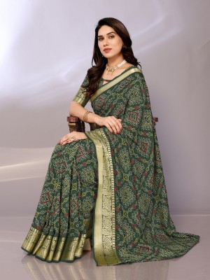 FABMORA Printed Bandhani Silk Blend, Jacquard Saree(Green)