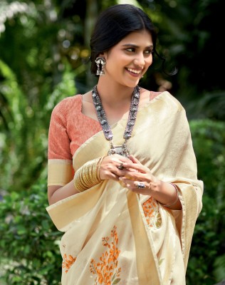 SIRIL Printed, Geometric Print, Embellished, Floral Print Kanjivaram Cotton Blend, Jacquard Saree(Cream, Orange)