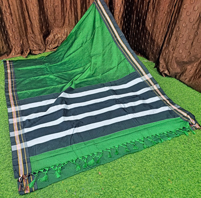 Spewim Solid/Plain Ilkal Cotton Blend Saree(Green, Black)