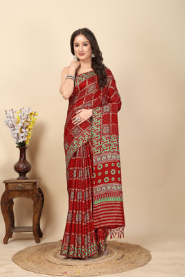 J6 Designers Printed Patola Silk Blend Saree(Red)