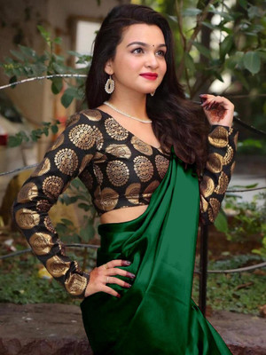 Srilaxmisari Solid/Plain, Self Design Bollywood Satin Saree(Green)