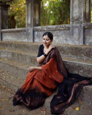 MISHIKAHD Self Design Banarasi Art Silk Saree(Multicolor)