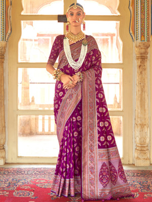 Sareemall Woven Banarasi Silk Blend Saree(Magenta)