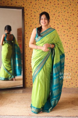 VR2ENTERPRISE Woven Banarasi Jacquard Saree(Light Green)