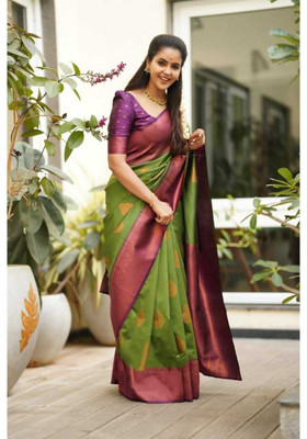 VAKHARIYAFAB Woven, Solid/Plain Kanjivaram Cotton Silk, Pure Silk Saree(Green)