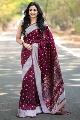Peachmode Woven Banarasi Silk Blend Saree(Maroon)