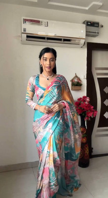 Upalksh Self Design Bollywood Georgette Saree(Light Green)