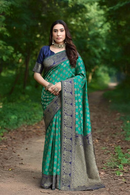 Suali Woven Kanjivaram Pure Silk Saree(Light Blue)