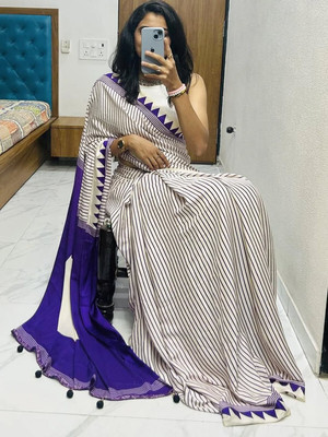 NavinyaVastra Printed Bollywood Silk Blend Saree(Blue)