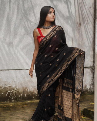 SOUMEN CREATION Embroidered Handloom Handloom Cotton Blend Saree(Black)