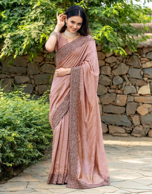 vastraan Solid/Plain Bollywood Georgette Saree(Orange)