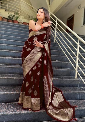 YASHIKA Self Design Kanjivaram Silk Blend Saree(Maroon)