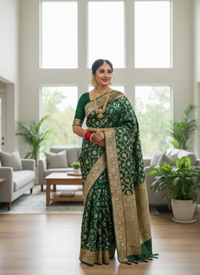 Shop Deals Floral Print, Woven, Embellished Banarasi Silk Blend Saree(Green)