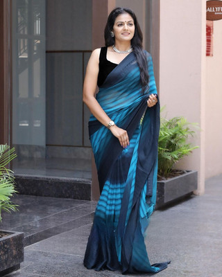 Riddhi textile Hub Printed Bollywood Georgette Saree(Blue)