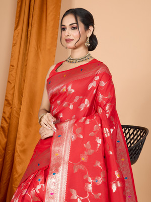 SICHYAH Woven Banarasi Pure Silk Saree(Red)