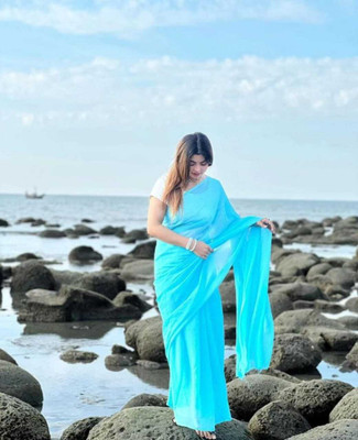 Anand Sarees Dyed, Solid/Plain Bollywood Georgette, Chiffon Saree(Light Blue)