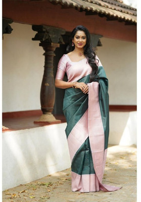 Flosive Striped Banarasi Pure Silk Saree(Green)