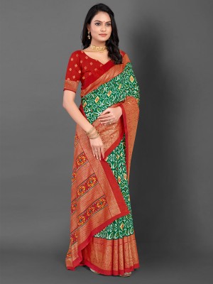 Divastri Printed Ikkat Silk Blend Saree(Green)