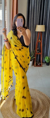 Roy saree center Polka Print, Striped, Woven, Embroidered Handloom Mulmul Saree(Yellow)