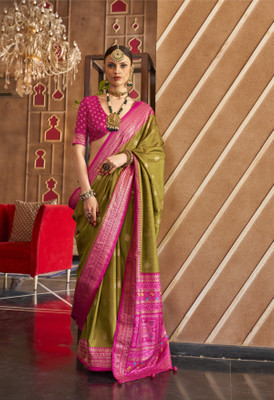 AVANSHEE Self Design Patola Silk Blend Saree(Multicolor)