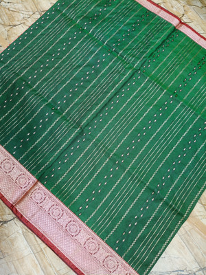 Zoofa Creation Woven Banarasi Satin Saree(Dark Green)