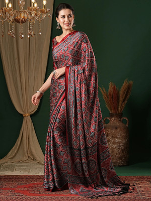 Sareemall Printed Daily Wear Crepe Saree(Red)