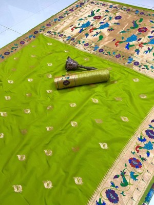 Tasrika Woven Kanjivaram Silk Blend Saree(Light Green)