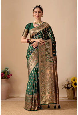 Kathavastra Dyed, Floral Print, Woven Banarasi Silk Blend Saree(Green)