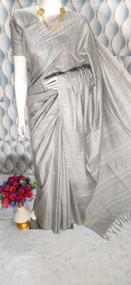 A R HANDLOOM Solid/Plain Bollywood Viscose Rayon, Silk Blend Saree(Silver)