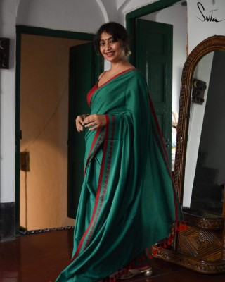 DHRITI Woven Handloom Cotton Blend Saree(Dark Green)