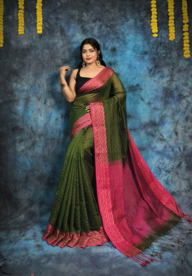 HouseOfCommon Solid/Plain Handloom Pure Cotton Saree(Dark Green, Magenta)