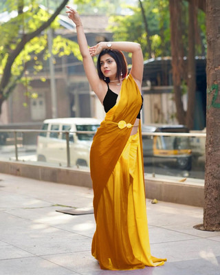Riddhi textile Hub Ombre Saree with Attached Blouse Chiffon Saree(Yellow, Gold)