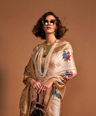 Divastri Woven Banarasi Satin Saree(Cream)