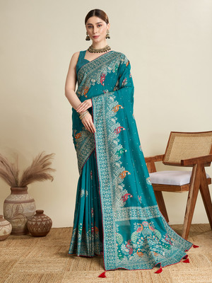 Nayanthara Trends Floral Print Daily Wear Cotton Blend Saree(Blue)