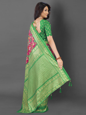 Divastri Printed Pochampally Cotton Blend Saree(Multicolor)