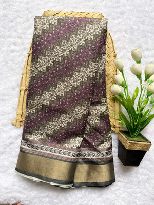 Dhanlaxmi sarees Digital Print Daily Wear Cotton Blend Saree(Maroon)