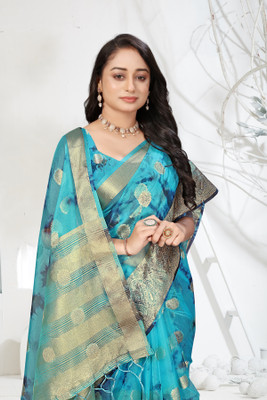 Aarunika BS Woven Bollywood Organza Saree(Blue)