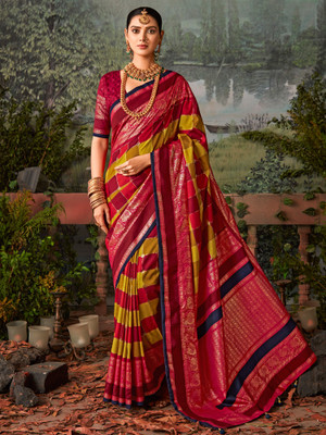Sareemall Printed Banarasi Silk Blend Saree(Red)