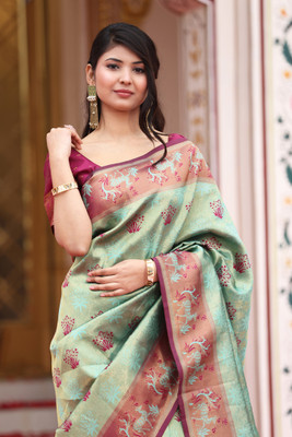 HouseOfCommon Woven, Self Design Kanjivaram Pure Silk, Silk Blend Saree(Light Green, Multicolor)