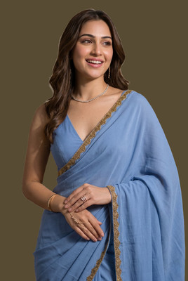 ShivFashionMart Self Design Bollywood Silk Blend Saree(Grey)