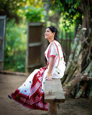 Sheden Lopez Creation Woven Mekhela Chador Pure Cotton Saree(White)